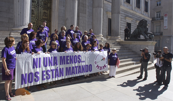 Celebración en Madrid de la IV Asamblea del Movimiento Democrático de Mujeres (MDM)