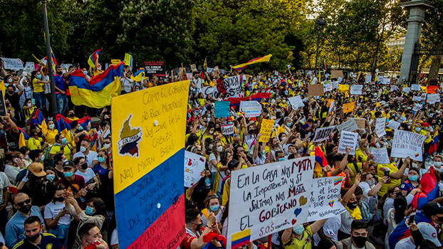 Multitudinarias manifestaciones de solidaridad con Colombia en todo el mundo