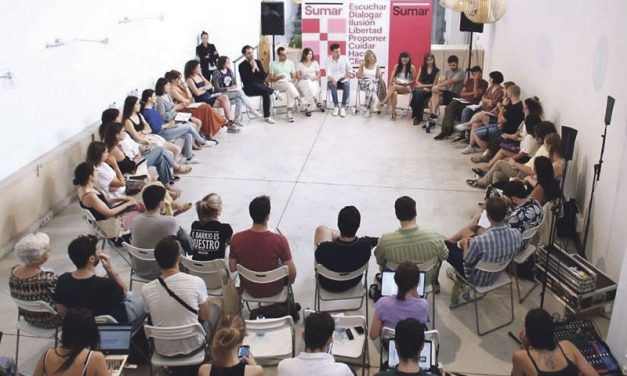 La juventud debate con Yolanda Díaz cómo abordar la crisis ecosocial